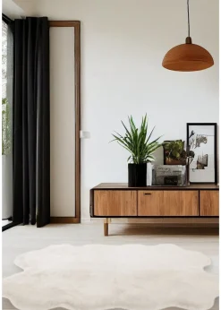 Homemaker Ivory Luxury Fur Quad Rug