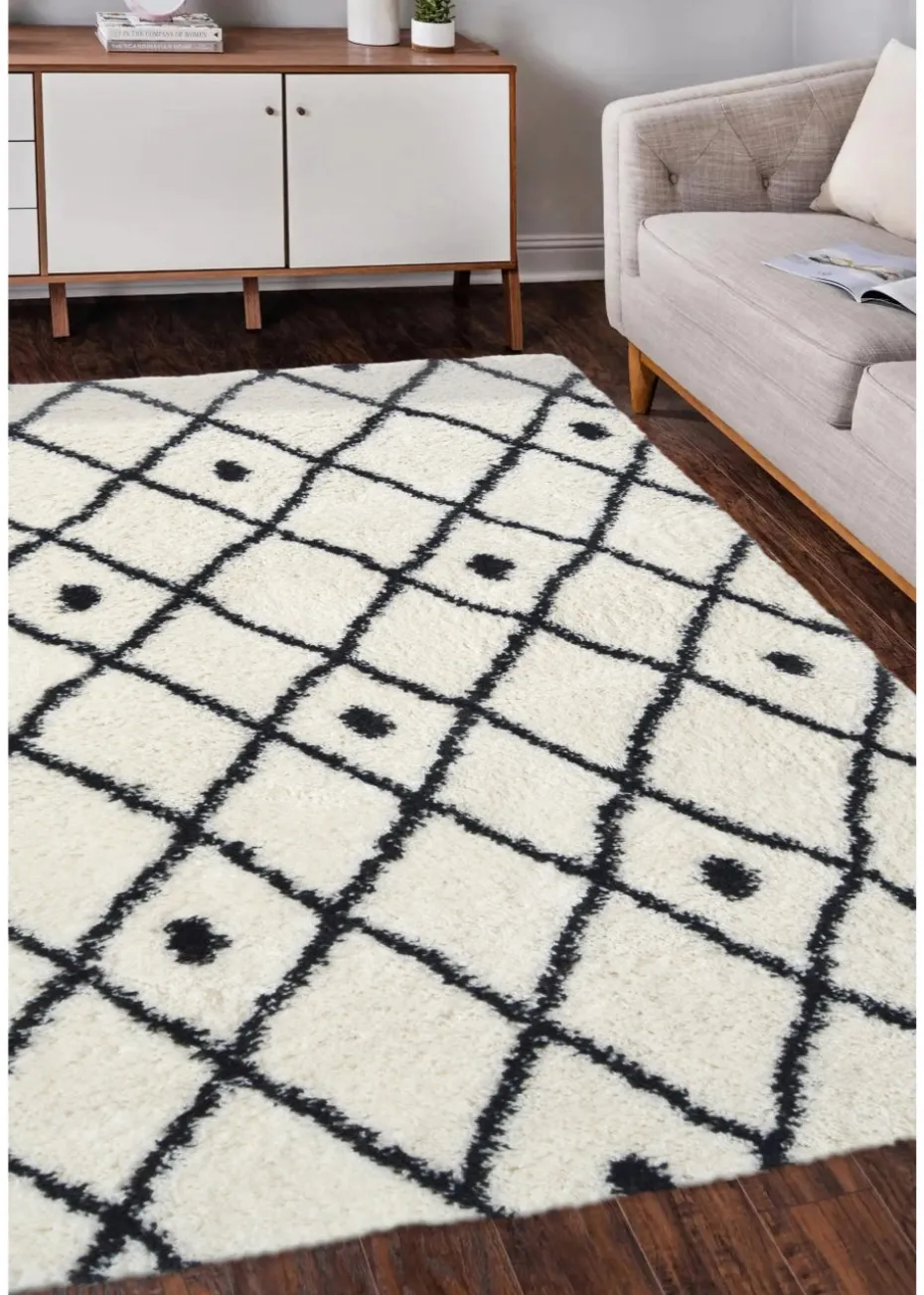 Homemaker White Snug Shaggy Diamond Rug