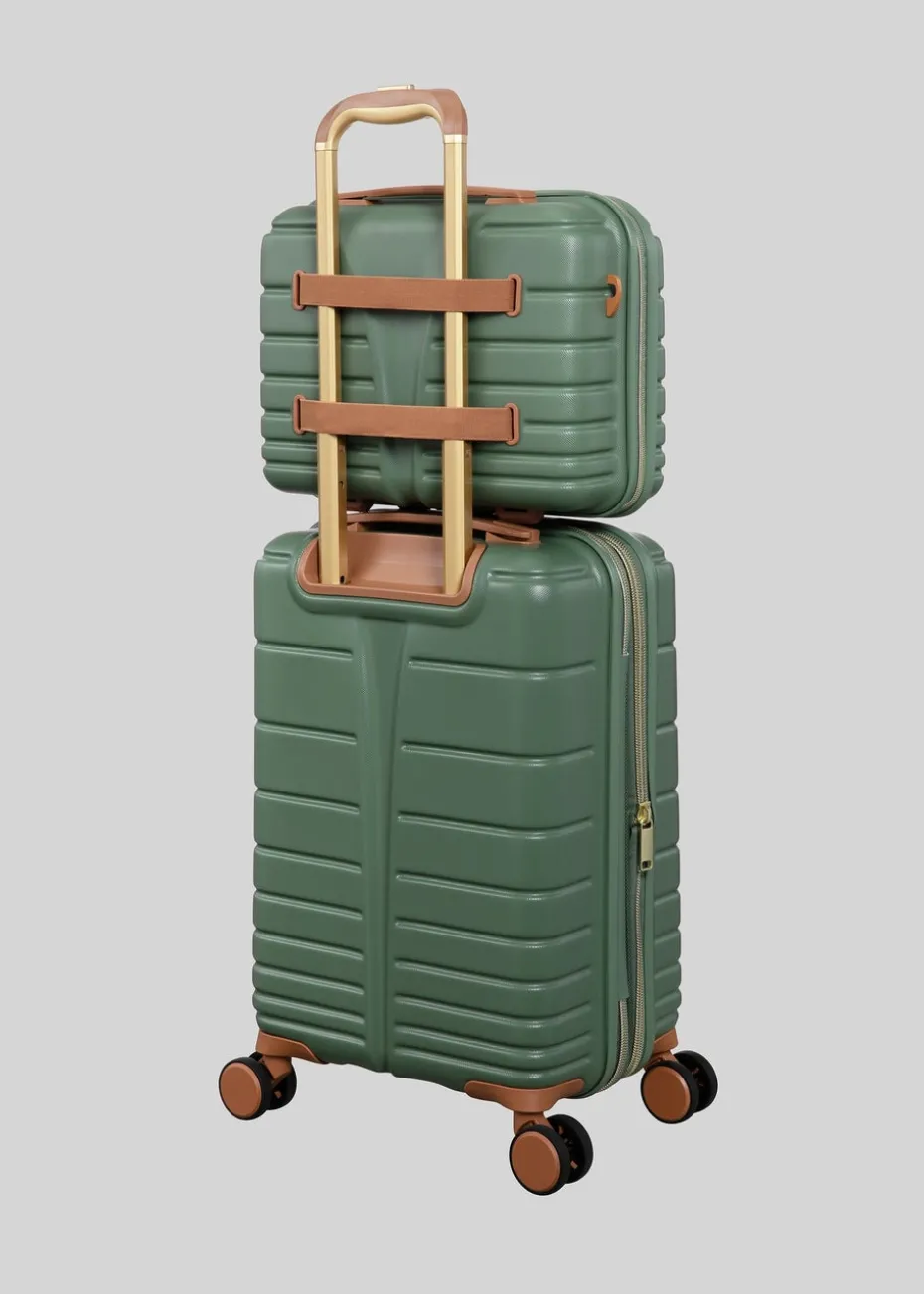 IT Luggage Green Fascinate Hardshell Suitcase