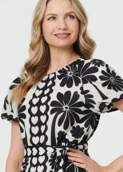 Izabel London Black Heart Print Tie Waist Short Skater Dress