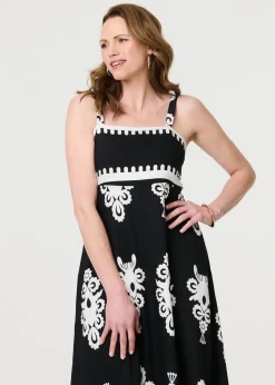 Izabel London Black Ikat Print Sleeveless A-Line Maxi Dress