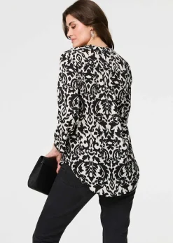 Izabel London Black Printed Curve Hem Blouse