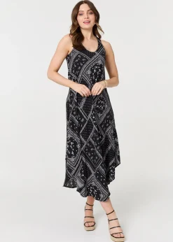 Izabel London Black Printed Sleeveless Relaxed Swing Dress