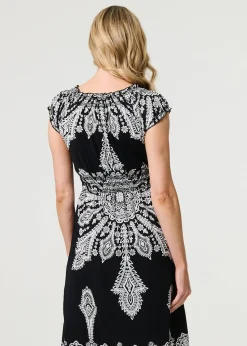 Izabel London Black Printed Shirred Cap Sleeve Knee Length Dress