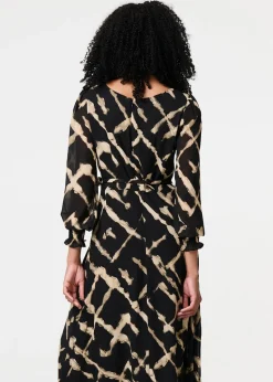 Izabel London Black Printed Long Sleeve Tie Waist Maxi Dress