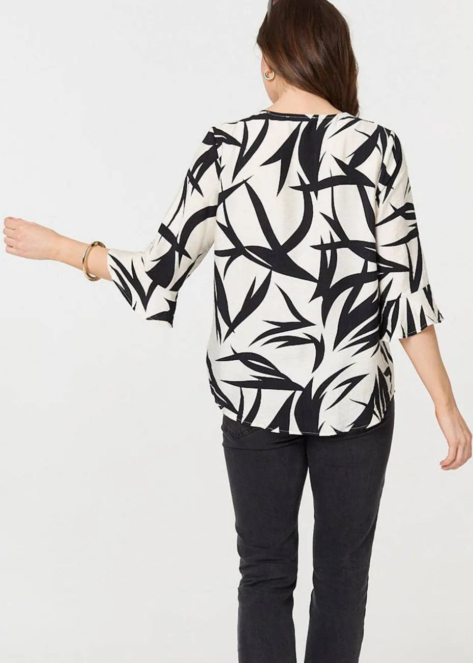 Izabel London Black Printed Relaxed V Neck 3/4 Sleeve Blouse