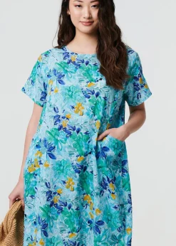 Izabel London Blue Floral Knee Length Shift Dress
