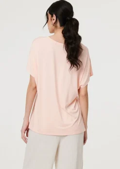 Izabel London Pink Sparkly Feather Print Relaxed T-Shirt