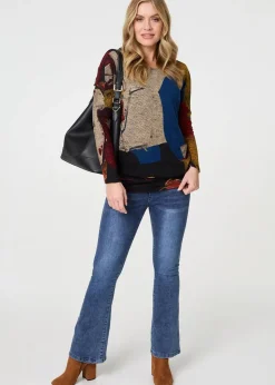 Izabel London Red Abstract Long Sleeve Relaxed Knit Top