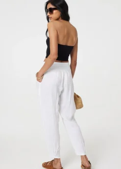 Izabel London White Relaxed Linen Blend Tapered Trousers