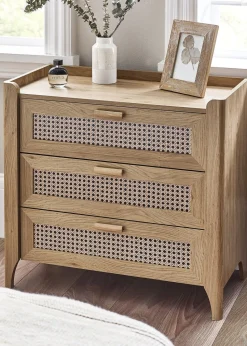 Julian Bowen Brown Sydney 3 Drawer Chest (75 x 80 x 41cm)