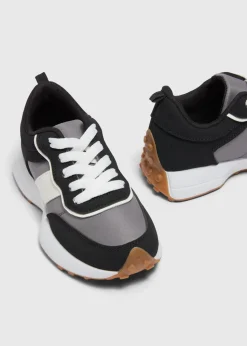 Kids Black Jogger Trainers (Younger 12-Older 6)