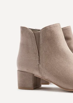 Linzi Manor Mocha Faux Suede Block Heeled Ankle Boot
