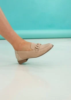 Lunar Beige Merida Shoe