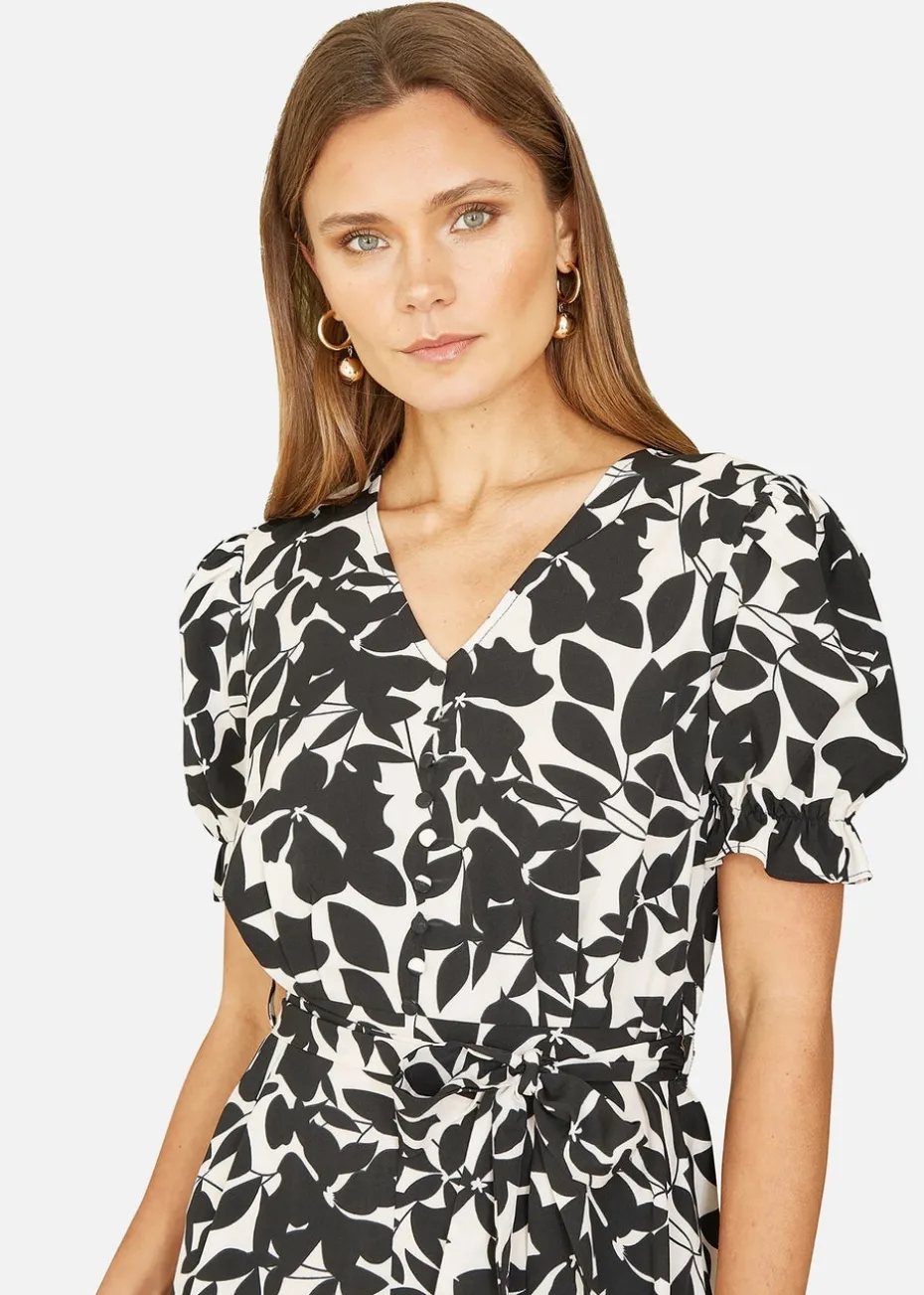 Mela Black And White Leaf Print Midi Tea Dress