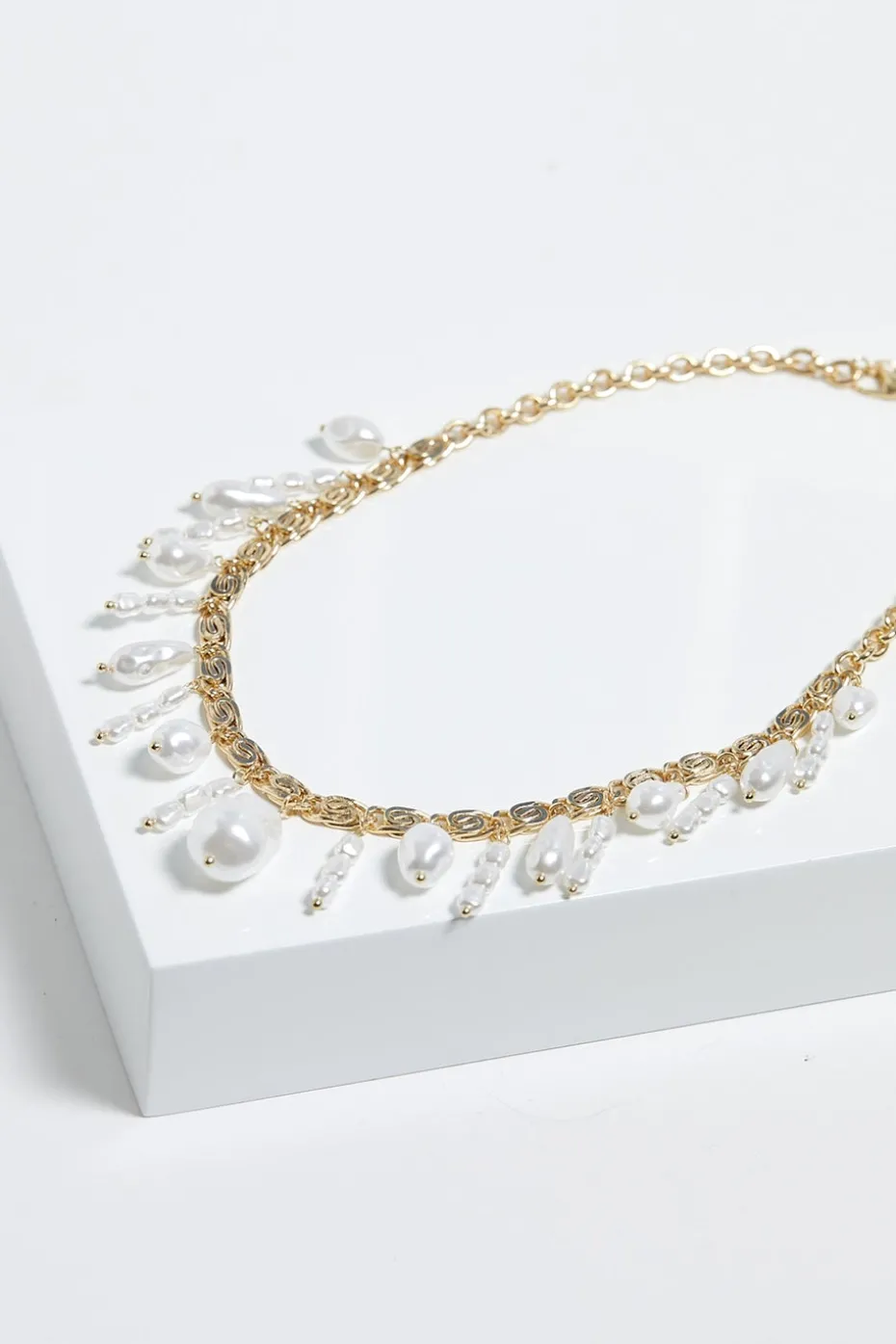 Mood Gold Cream Pearl Baroque Shaker Necklace