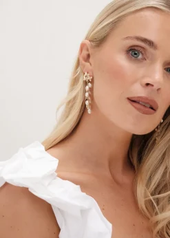 Mood Gold Triple Flower Pearl Cluster Drop Earrings