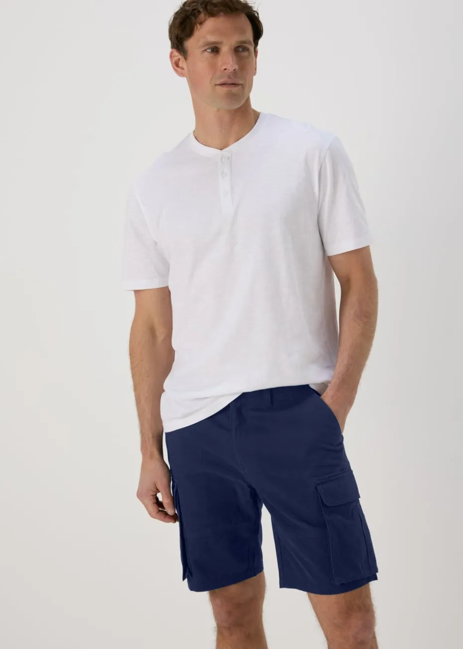 Navy Basic Cargo Shorts