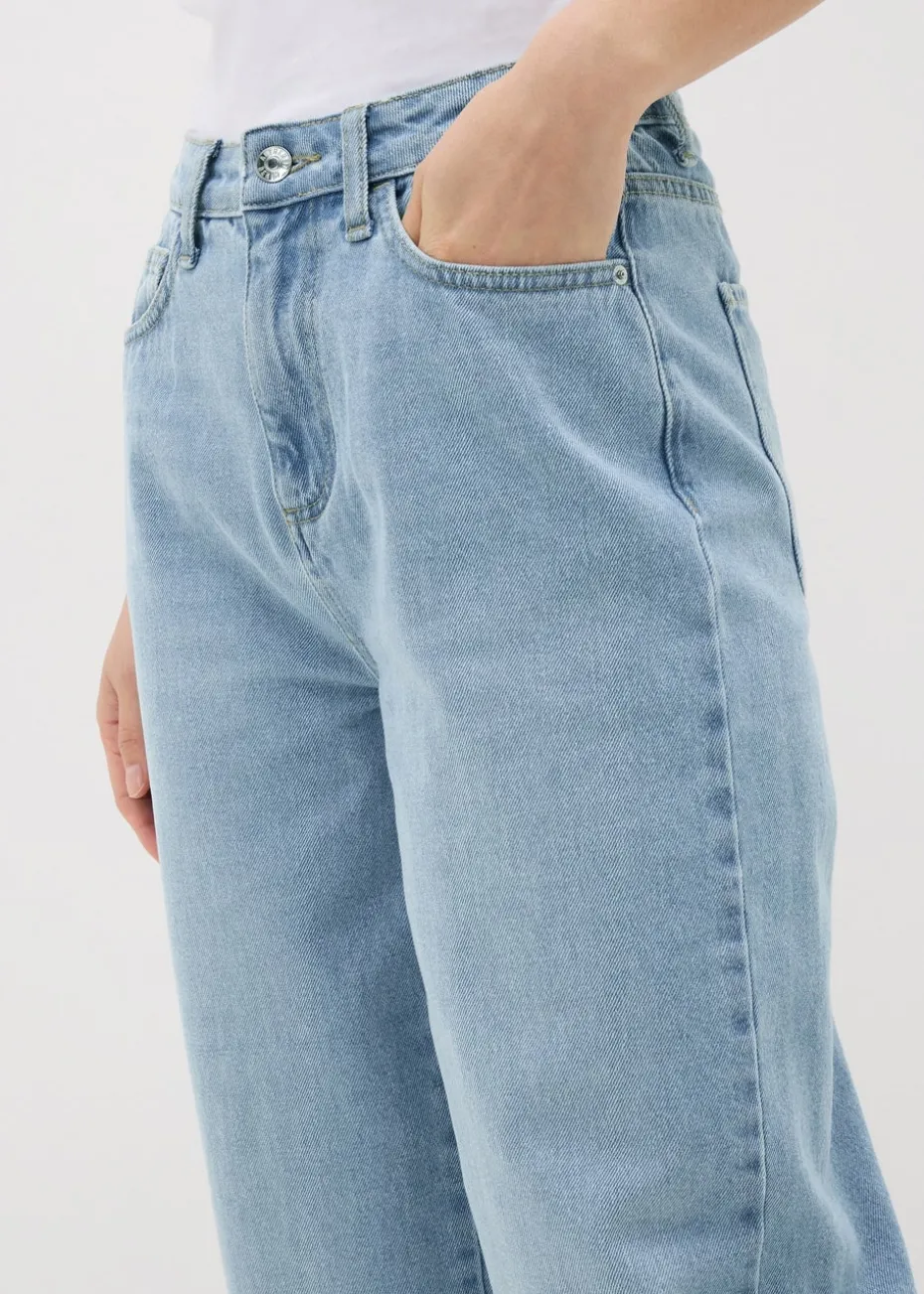 Papaya Petite Blue Light Wash Barrel Leg Jeans