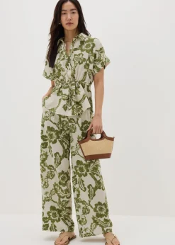 Papaya Petite Green Floral Print Wide Leg Trousers