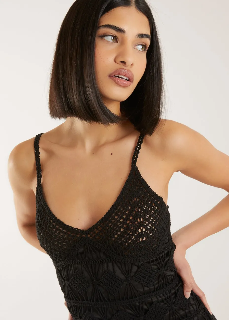 Pink Vanilla Black Crochet Geo Pattern Maxi Dress