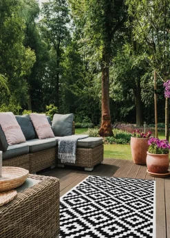 Premier Decorations Nirvana Reversible Outdoor Eco Rug