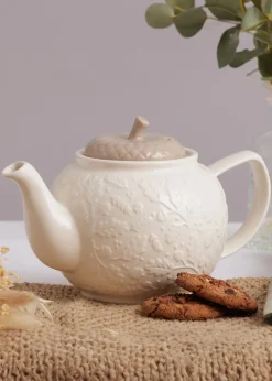 Price & Kensington Acorn 6 cup Teapot