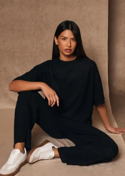 Quiz Black Textured T-Shirt