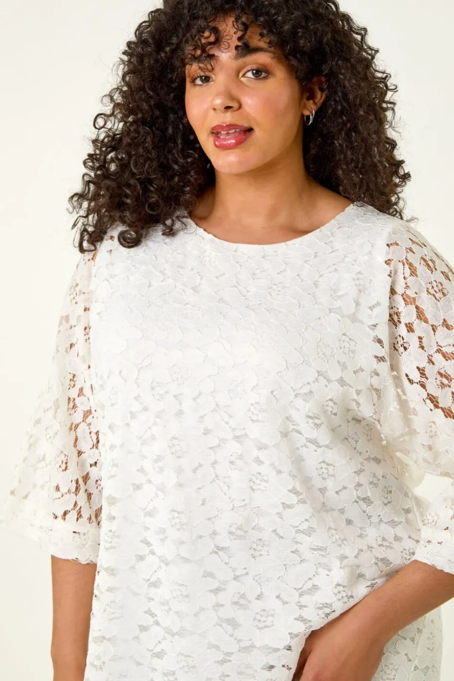 Roman White Curve Lace Front Stretch Top