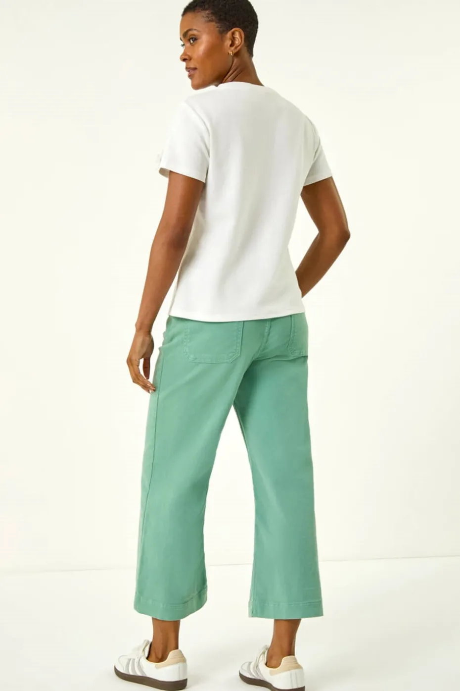 Roman White Floral Applique T-shirt