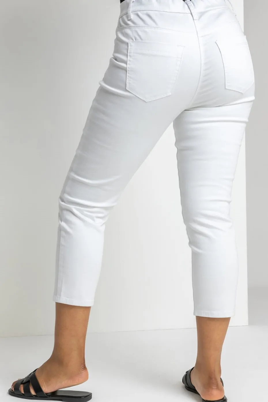 Roman White Petite Stretch Crop Denim Jegging
