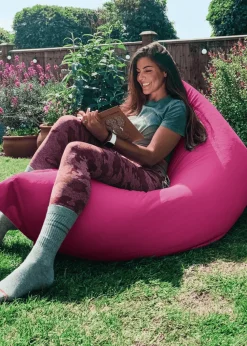 rucomfy Indoor/Outdoor Giant Squashy Squarbie Cerise Fuchsia Beanbag