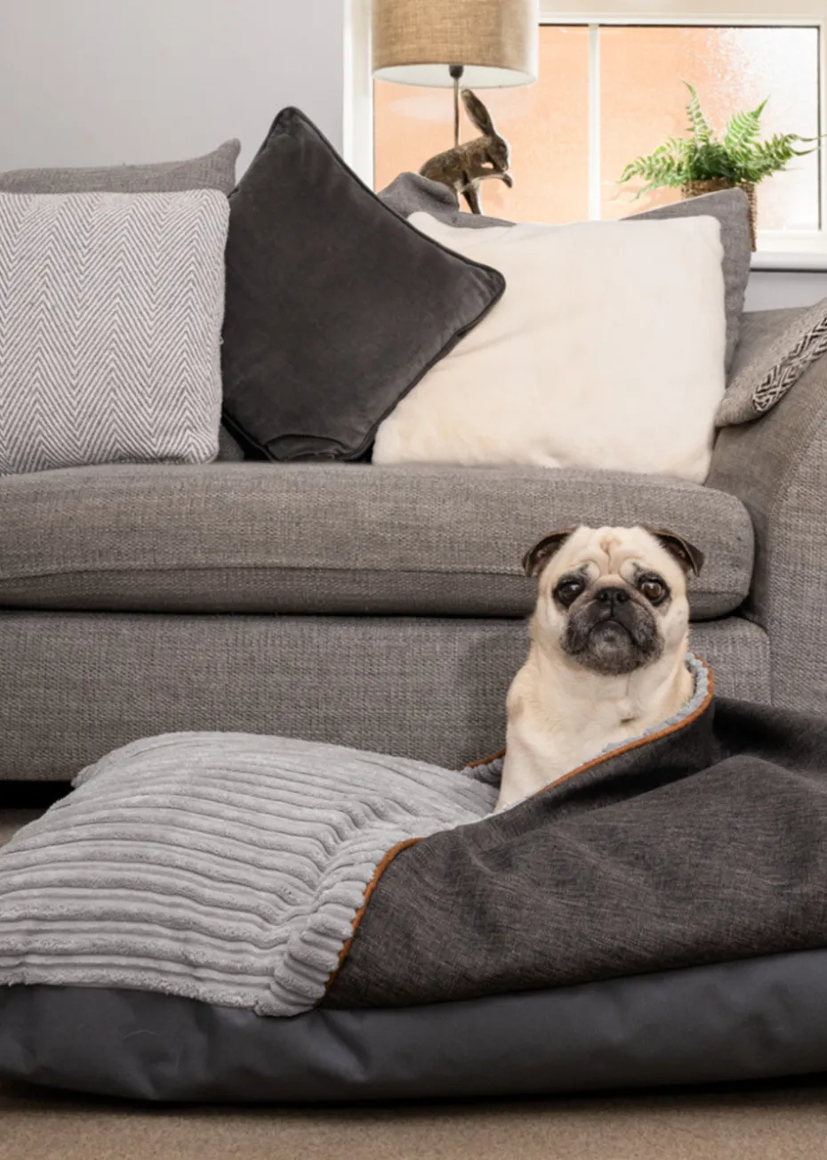 rucomfy Jumbo Cord Burrower Medium Platinum Grey Pet Bed