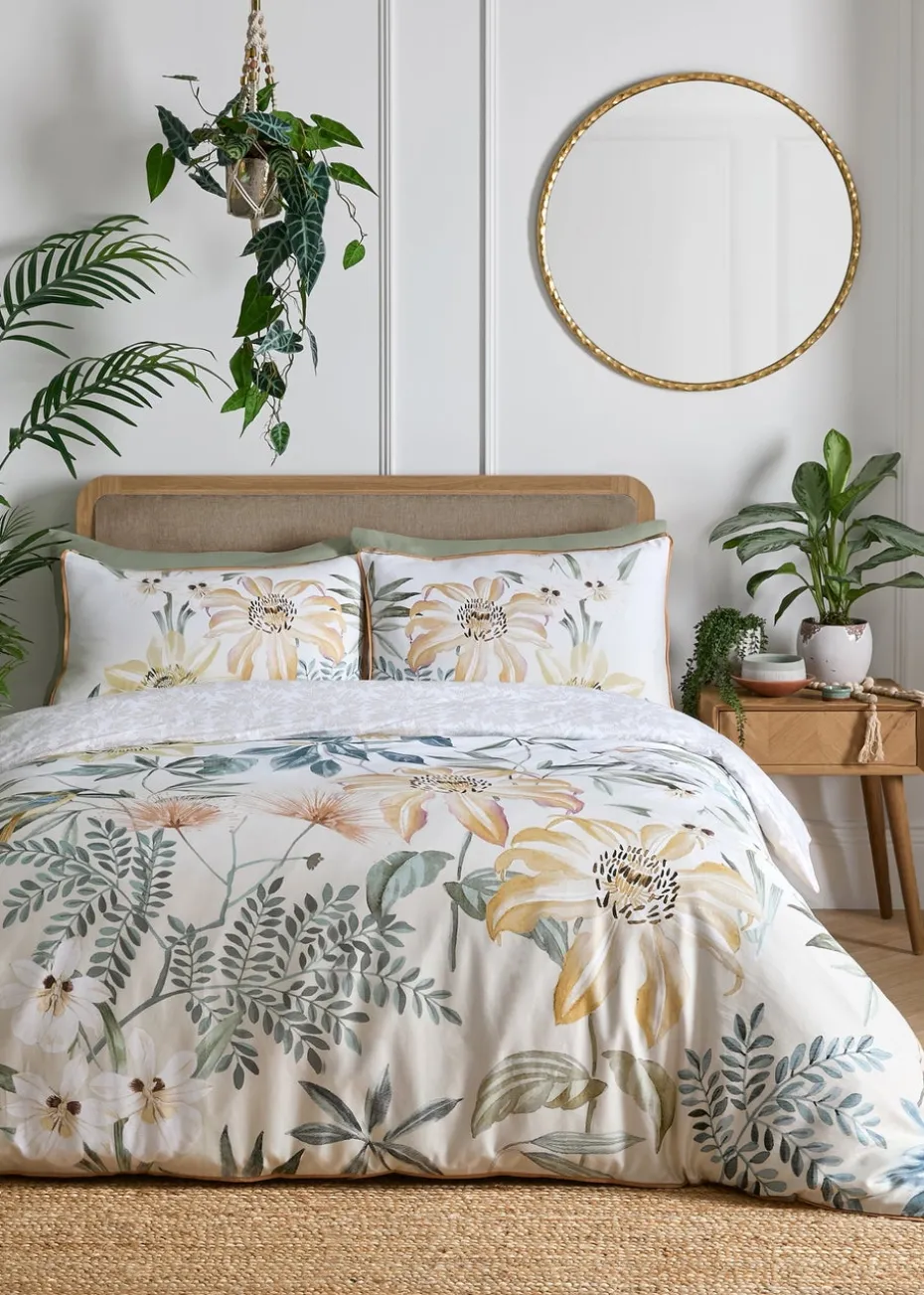 Soiree Sagara Digitally Printed Gold Duvet Cover Set