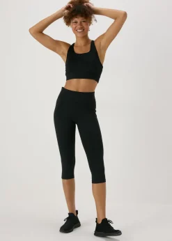 Souluxe Black Capri Leggings