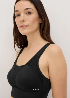 Souluxe Black Racer Back Sports Bra