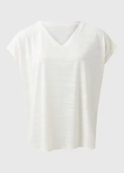 Souluxe Cream V-Neck T-Shirt