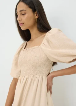 Stone Shirred Puff Sleeve Midi Dress