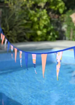Summerhouse by Navigate Riviera Bunting