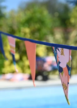 Summerhouse by Navigate Riviera Bunting