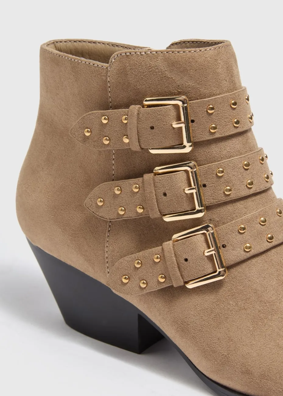 Tan Studded Buckle Western Boots