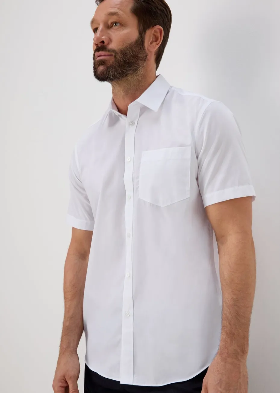 Taylor & Wright White Easy Care Regular Fit Short Sleeve Shirt