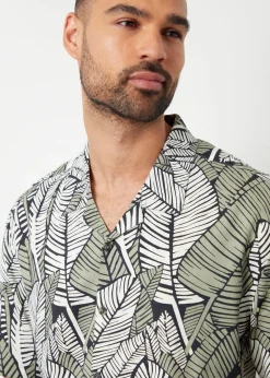 Threadbare Black Retro Tropical Leaf Print Revere Collar Shirt