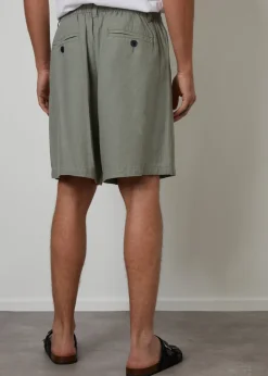 Threadbare Soft Green Linen Blend Pleated Loose Fit Shorts