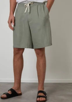 Threadbare Soft Green Linen Blend Pleated Loose Fit Shorts