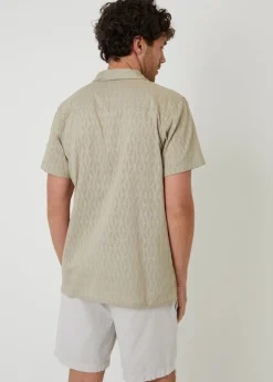 Threadbare Stone Cotton Pluck Textured Short Sleeve Shirt