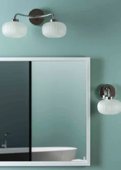 ValueLights Amaia Polished Silver Wall Light with Clear Globe Shade