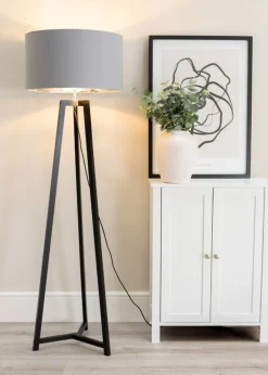 ValueLights Lottie Painted Black Floor Lamp with Large Metallic Chrome Inner Drum Shade