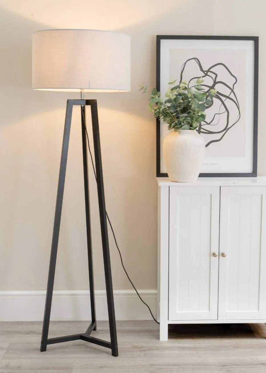 ValueLights Lottie Painted Black Floor Lamp with Large Drum Shade