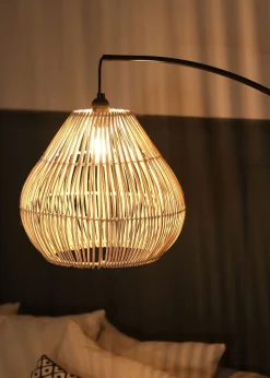 ValueLights Preto Black Metal Floor Lamp Rattan Teardrop Shade (157cm x 33cm)